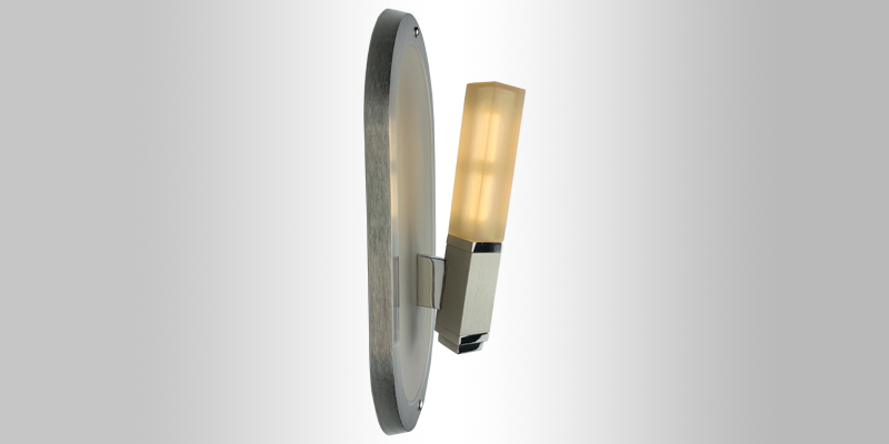 03 daci Castle Sconce